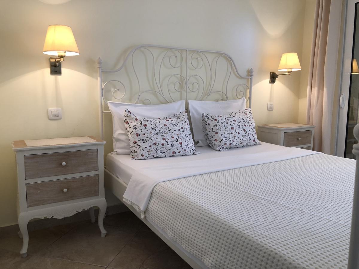 Guest House Sea Breeze Sveti Stefan Exterior photo