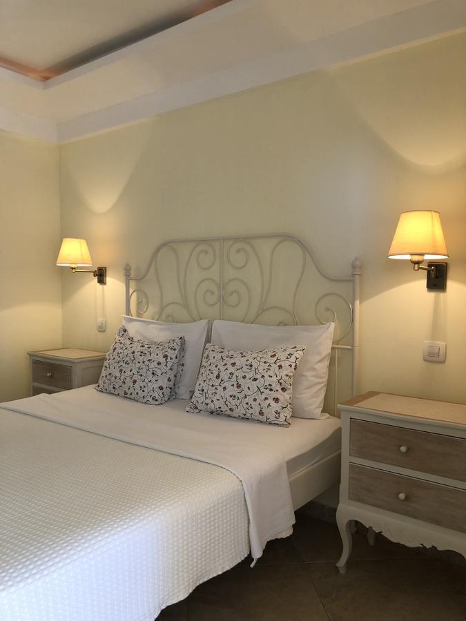 Guest House Sea Breeze Sveti Stefan Exterior photo